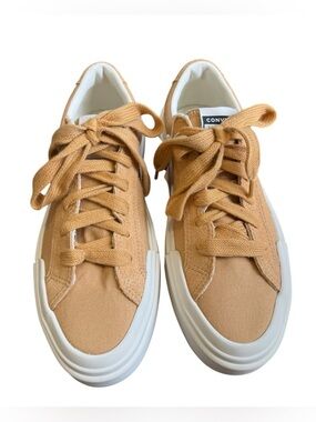 NWT Converse Chuck Taylor All Star Cruise Low Top - Sandy Shore - Retro- size 8